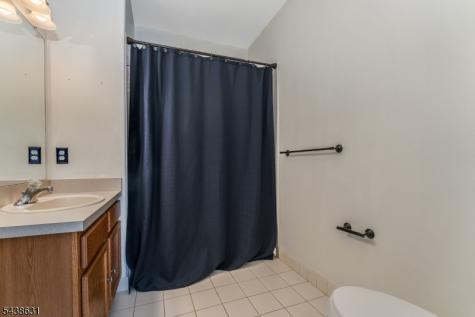 141 Limerick Lane Lopatcong NJ 08865