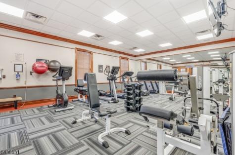141 Limerick Lane Lopatcong NJ 08865