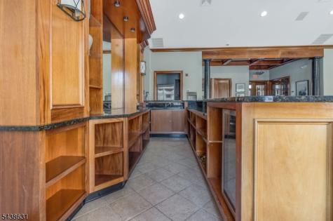 141 Limerick Lane Lopatcong NJ 08865