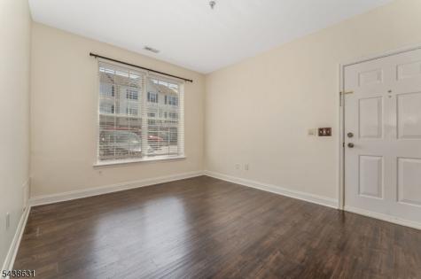141 Limerick Lane Lopatcong NJ 08865