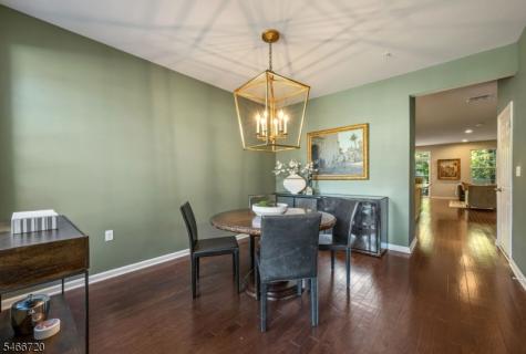 16 Pineview Drive Waldwick NJ 07463