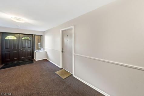 336 Willowbrook Drive North Brunswick NJ 08902