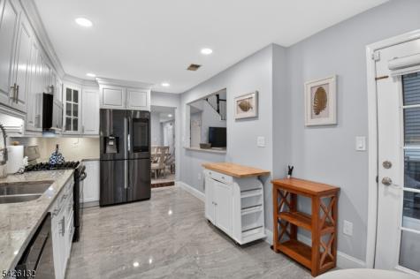 75 Washington Court Montville NJ 07082