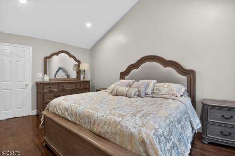 75 Washington Court Montville NJ 07082
