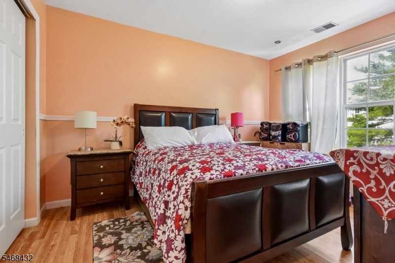3 Letts Court Sayreville NJ 08872
