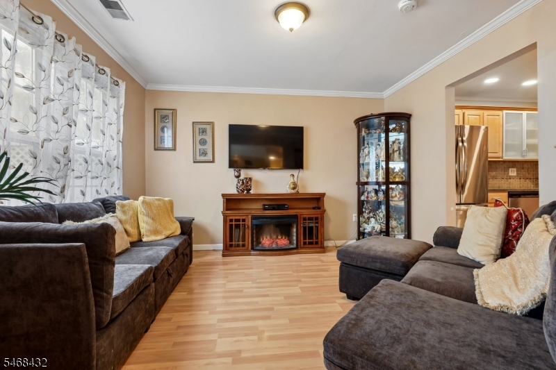 3 Letts Court Sayreville NJ 08872