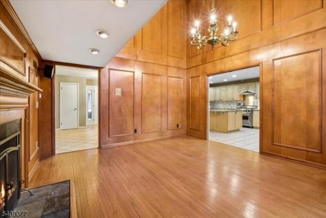 38 Hunters Circle Tewksbury NJ 08833
