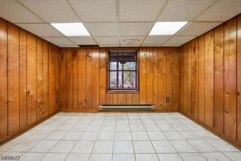 38 Hunters Circle Tewksbury NJ 08833