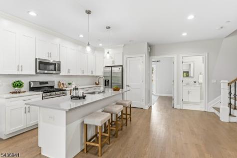 19 Riverbend Court New Providence NJ 07974