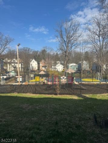17 Cleveland Street Morristown NJ 07960