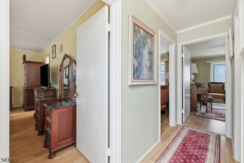 11 Trafalgar Court Washington NJ 07840