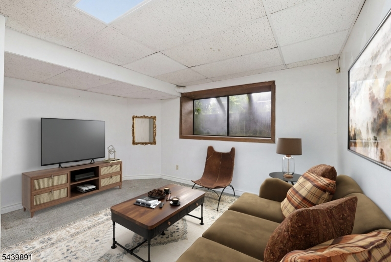 11 Trafalgar Court Washington NJ 07840
