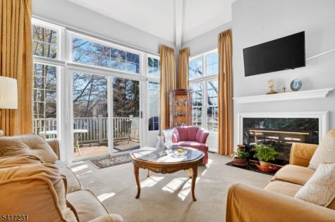 20 Conklin Court Roseland NJ 07068