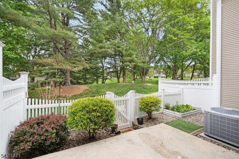 33 Crestmont Road Bedminster NJ 07921
