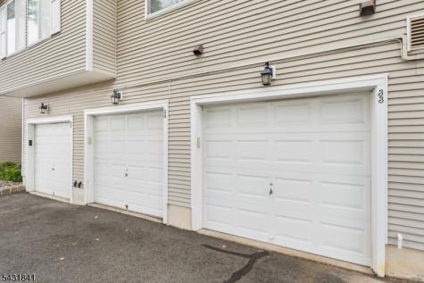 33 Crestmont Road Bedminster NJ 07921
