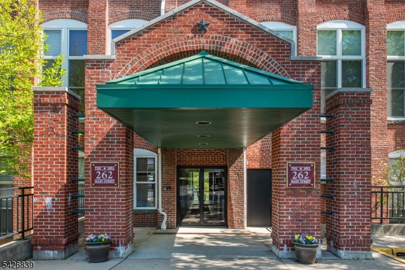 262 Main Street Little Falls NJ 07424