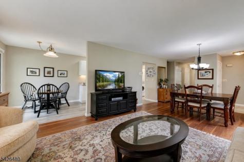 11 Park Edge Berkeley Heights NJ 07922