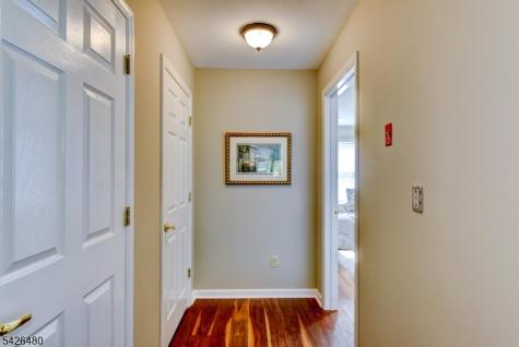 11 Park Edge Berkeley Heights NJ 07922