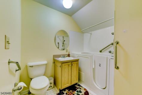 11 Park Edge Berkeley Heights NJ 07922