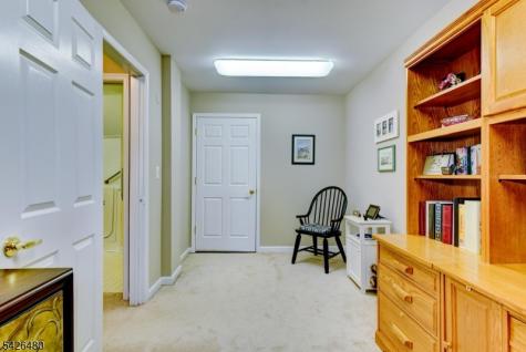 11 Park Edge Berkeley Heights NJ 07922