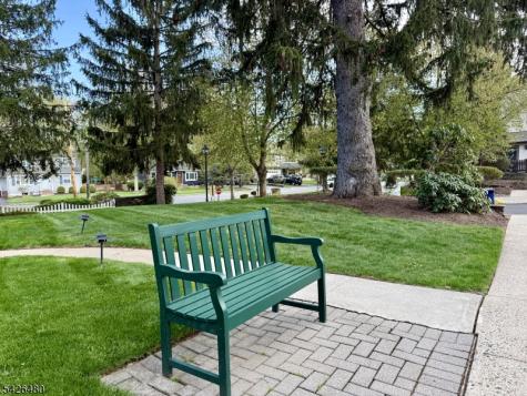 11 Park Edge Berkeley Heights NJ 07922