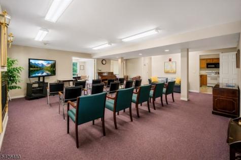 11 Park Edge Berkeley Heights NJ 07922