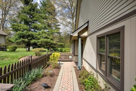 11 Park Edge Berkeley Heights NJ 07922