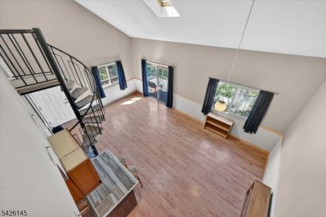 23 Wimbledon Drive Vernon NJ 07462