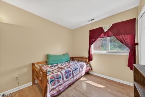 23 Wimbledon Drive Vernon NJ 07462