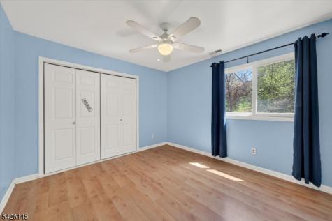 23 Wimbledon Drive Vernon NJ 07462