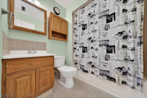 23 Wimbledon Drive Vernon NJ 07462
