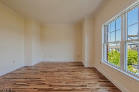 29 Freeman Street Newark NJ 07105