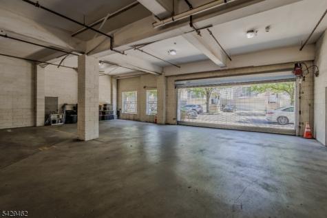 29 Freeman Street Newark NJ 07105