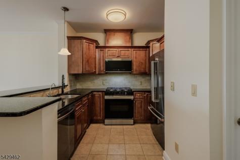 29 Freeman Street Newark NJ 07105
