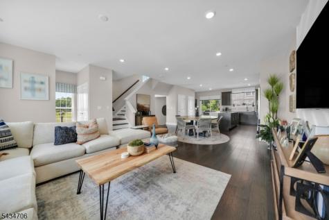 2 Doherty Way Morris Plains NJ 07950