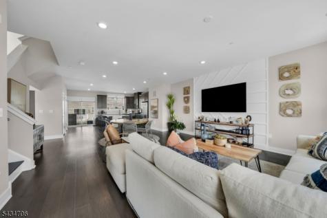 2 Doherty Way Morris Plains NJ 07950