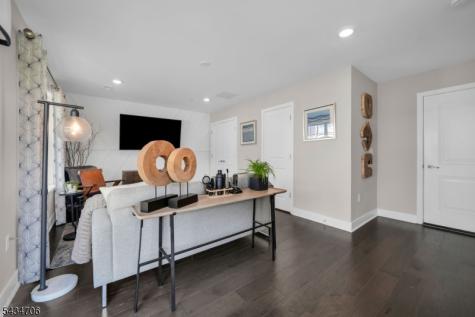 2 Doherty Way Morris Plains NJ 07950