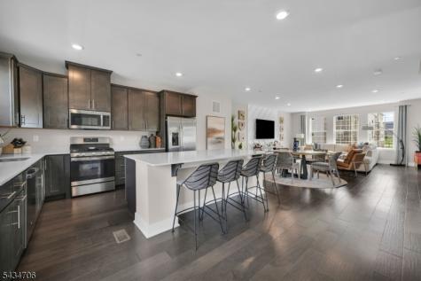 2 Doherty Way Morris Plains NJ 07950