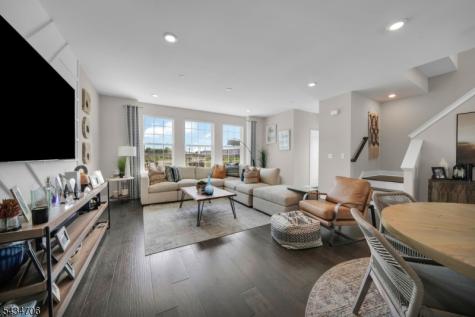 2 Doherty Way Morris Plains NJ 07950