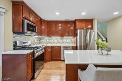 62 Blackburne Terrace West Orange NJ 07052