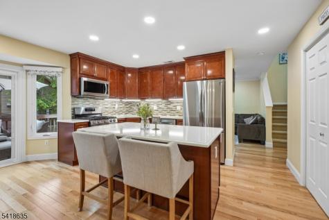 62 Blackburne Terrace West Orange NJ 07052