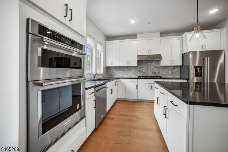 9 Haralson Court Livingston NJ 07039