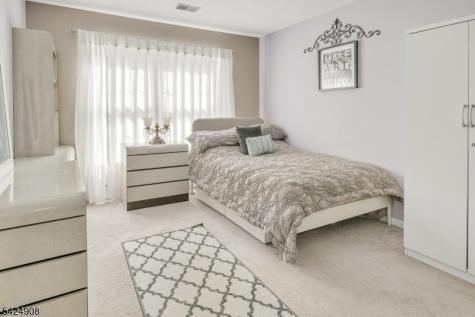 99 Genoble Road Montville NJ 07045