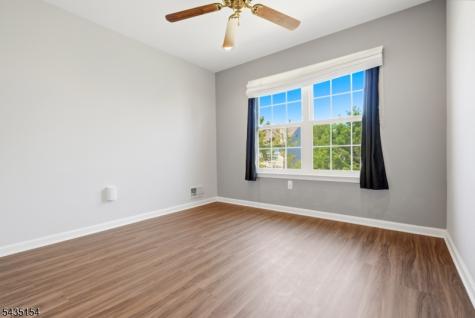 8 Ashley Court Franklin NJ 08873