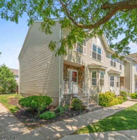 8 Ashley Court Franklin NJ 08873
