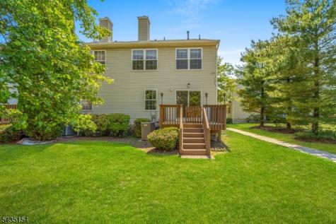 8 Ashley Court Franklin NJ 08873