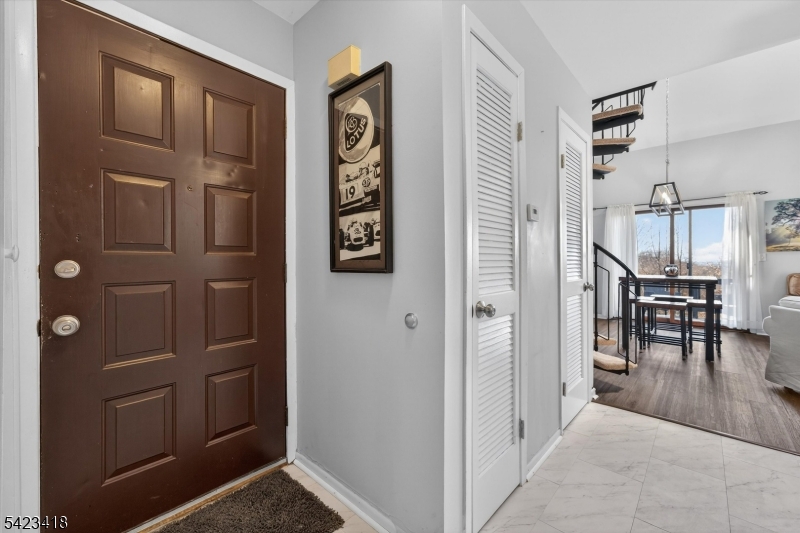 1 Red Lodge Dr. Unit 6 Vernon NJ 07462