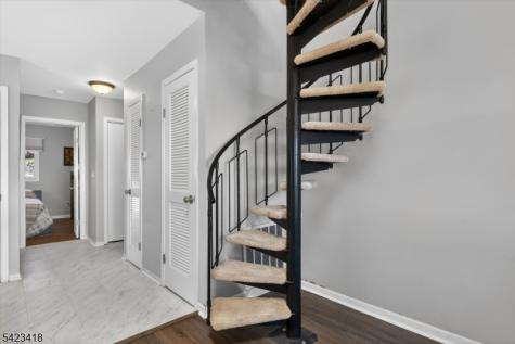 1 Red Lodge Dr. Unit 6 Vernon NJ 07462