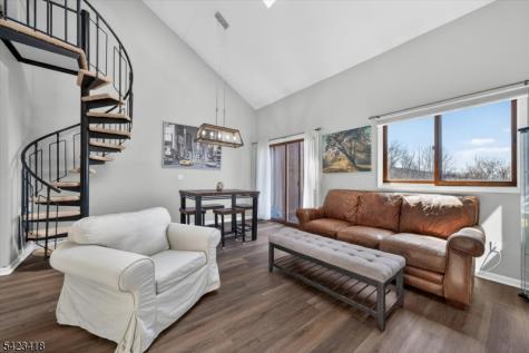 1 Red Lodge Dr. Unit 6 Vernon NJ 07462