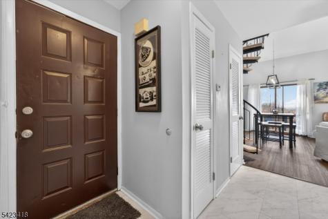 1 Red Lodge Dr. Unit 6 Vernon NJ 07462